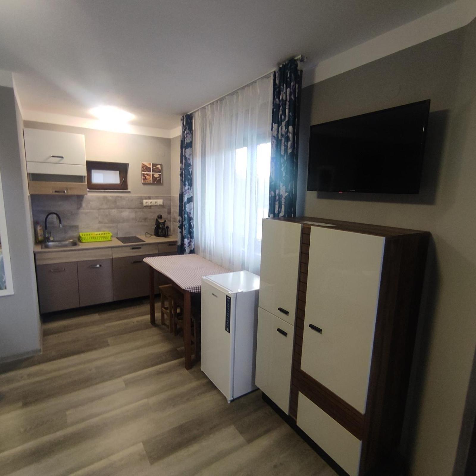Kovacs Guesthouse براد المظهر الخارجي الصورة