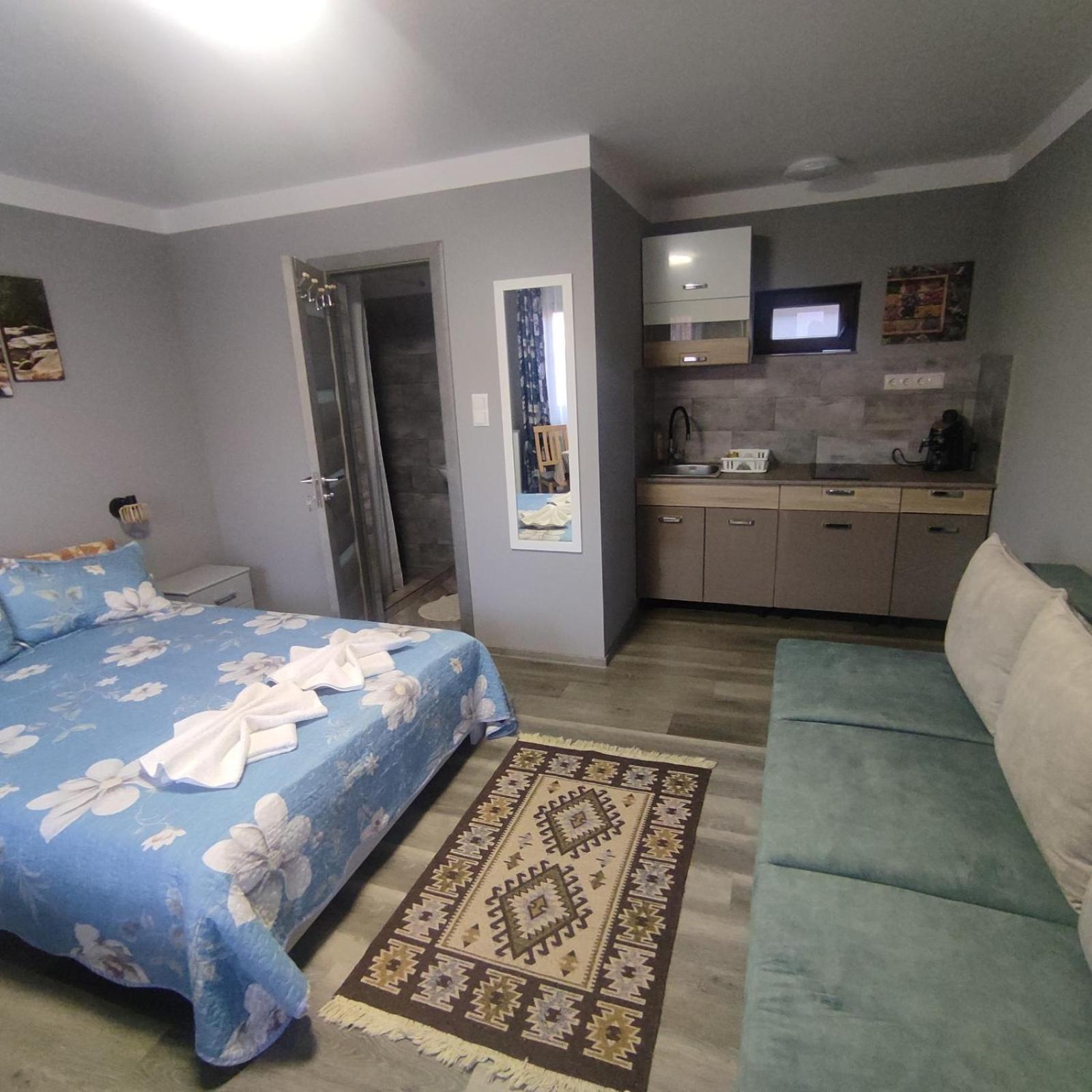 Kovacs Guesthouse براد المظهر الخارجي الصورة